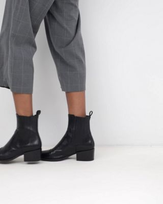 Discrepantie Beringstraat kooi Vagabond Marja black leather western pointed ankle boots | ASOS